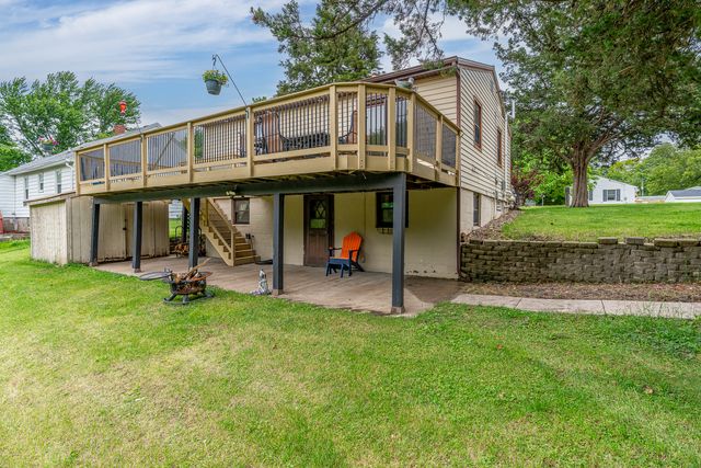 642 8TH Street, Silvis, IL 61282