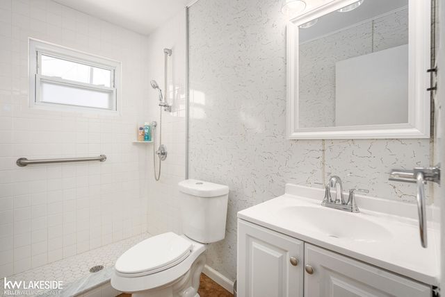 14358 Hendricks Avenue, Warren, MI 48089