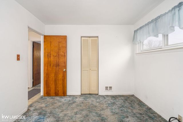 14358 Hendricks Avenue, Warren, MI 48089