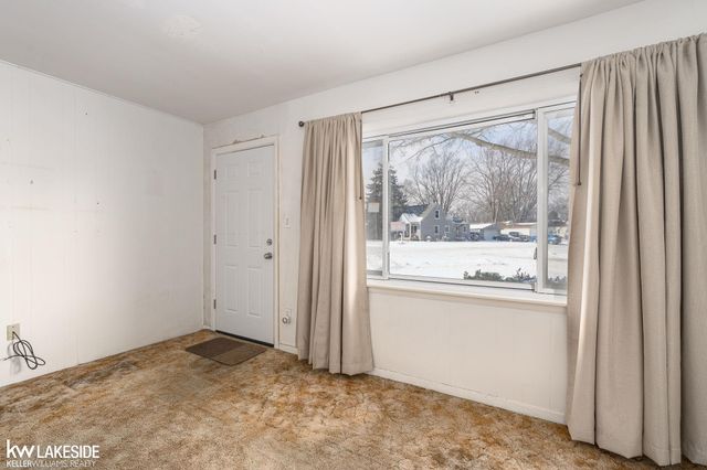 14358 Hendricks Avenue, Warren, MI 48089