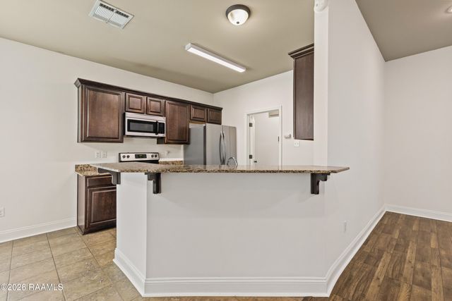 507 Flanders Ridge Drive, Youngsville, LA 70592