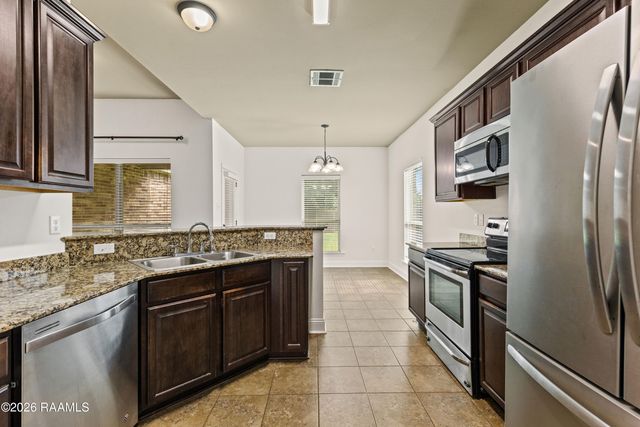 507 Flanders Ridge Drive, Youngsville, LA 70592