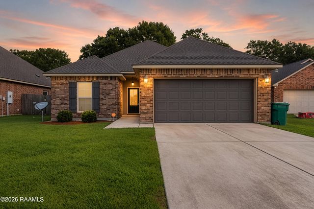 507 Flanders Ridge Drive, Youngsville, LA 70592