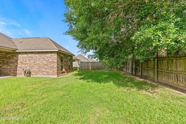 507 Flanders Ridge Drive, Youngsville, LA 70592
