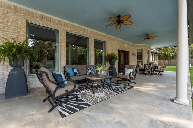 8504 Prince William Court, Montgomery, TX 77316