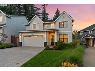 15955 Se CHERRY BLOSSOM Way, Happy Valley, OR 97015