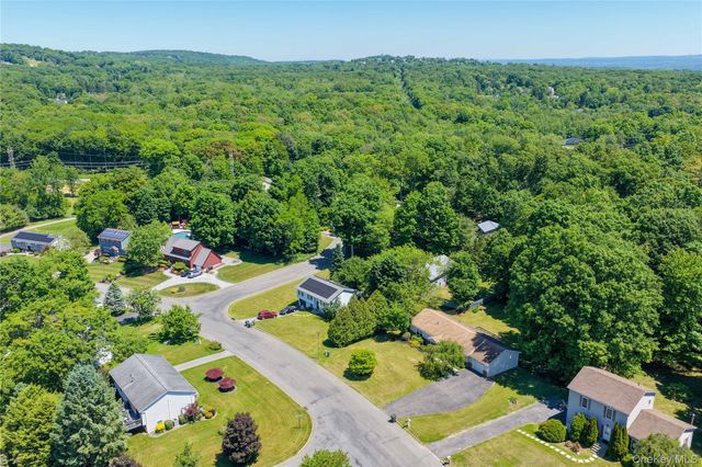 21 Maine Drive, Newburgh, NY 12550