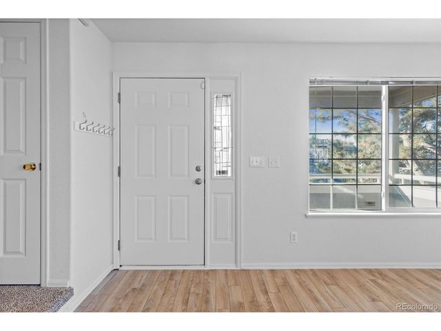 1386 S Danube Ct 104, Aurora, CO 80017