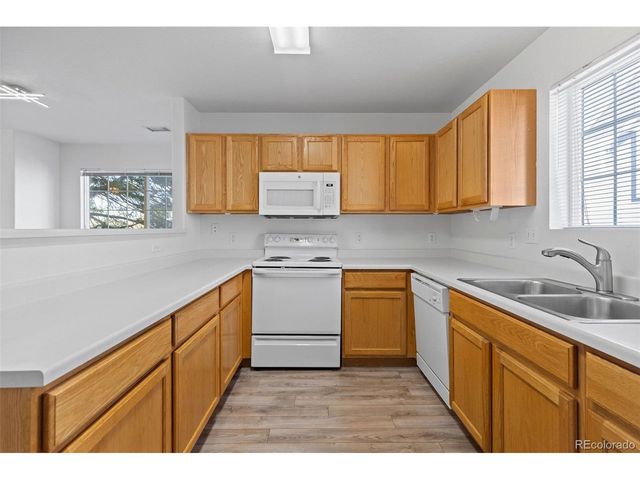 1386 S Danube Ct 104, Aurora, CO 80017