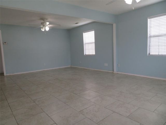 3135 Golfcrest Boulevard, Houston, TX 77087