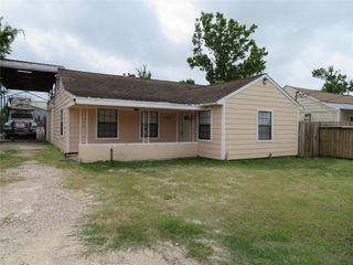 3135 Golfcrest Boulevard, Houston, TX 77087