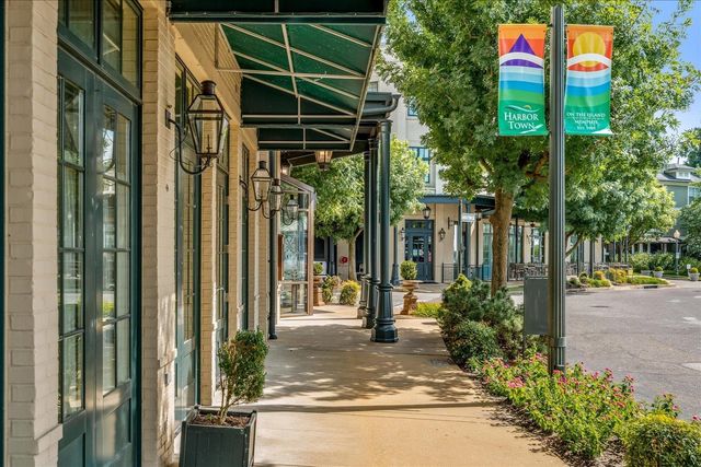 844 HARBOR ISLE CIR E, Memphis, TN 38103