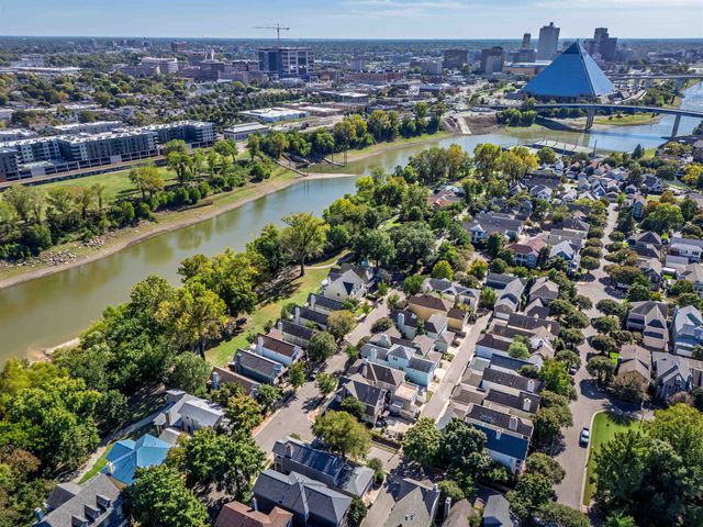 844 HARBOR ISLE CIR E, Memphis, TN 38103