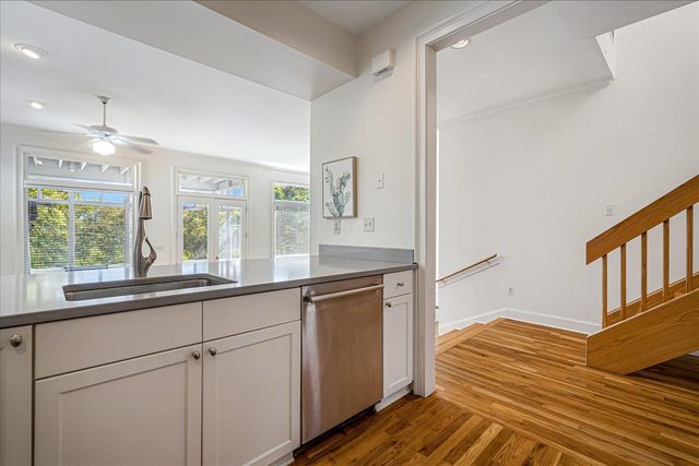 844 HARBOR ISLE CIR E, Memphis, TN 38103