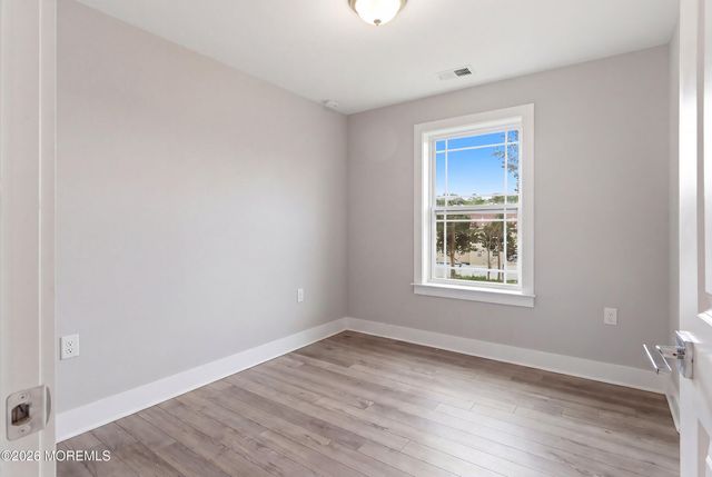 681 Lake Barnegat Drive N, Lanoka Harbor, NJ 08734