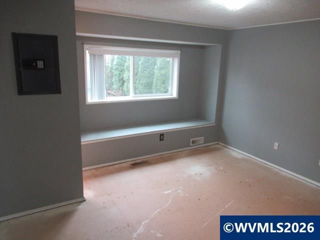 4748 Paul Ct NE, Salem, OR 97305