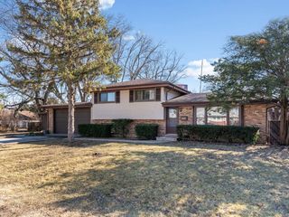 6429 W 114th Street, Worth, IL 60482