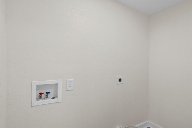 3500 S 4th Street, Waco, TX 76706