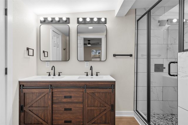 3500 S 4th Street, Waco, TX 76706