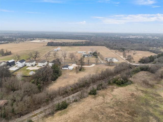 3500 S 4th Street, Waco, TX 76706