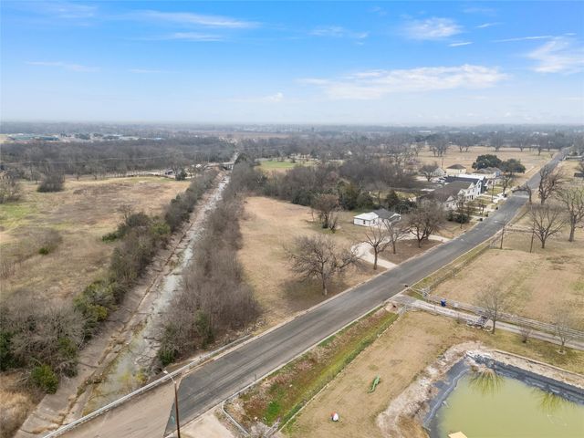 3500 S 4th Street, Waco, TX 76706