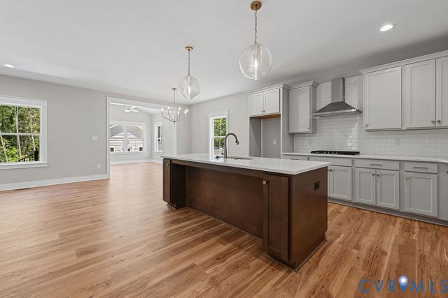 8590 Leanne Ln, Mechanicsville, VA 23116