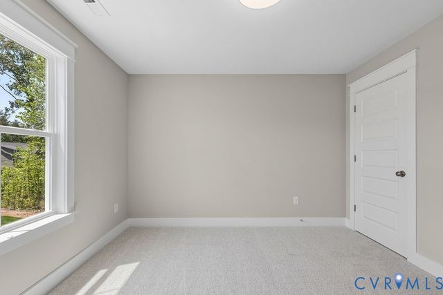 8590 Leanne Ln, Mechanicsville, VA 23116