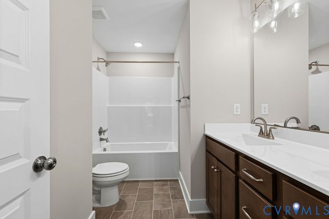 8590 Leanne Ln, Mechanicsville, VA 23116