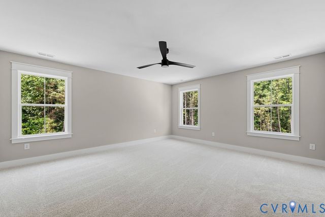 8590 Leanne Ln, Mechanicsville, VA 23116