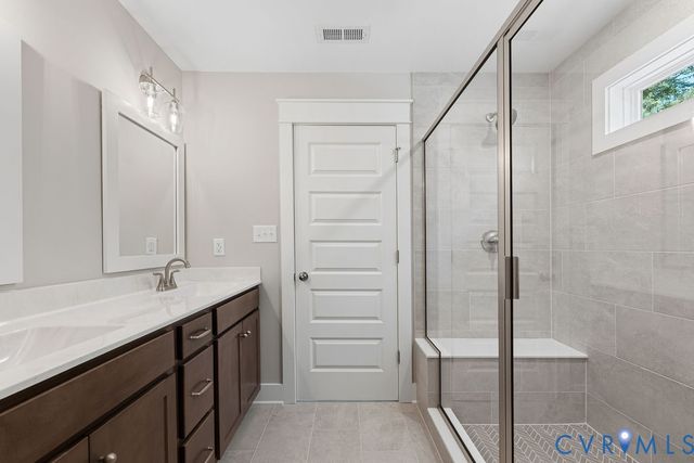 8590 Leanne Ln, Mechanicsville, VA 23116