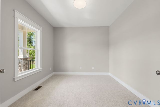 8590 Leanne Ln, Mechanicsville, VA 23116