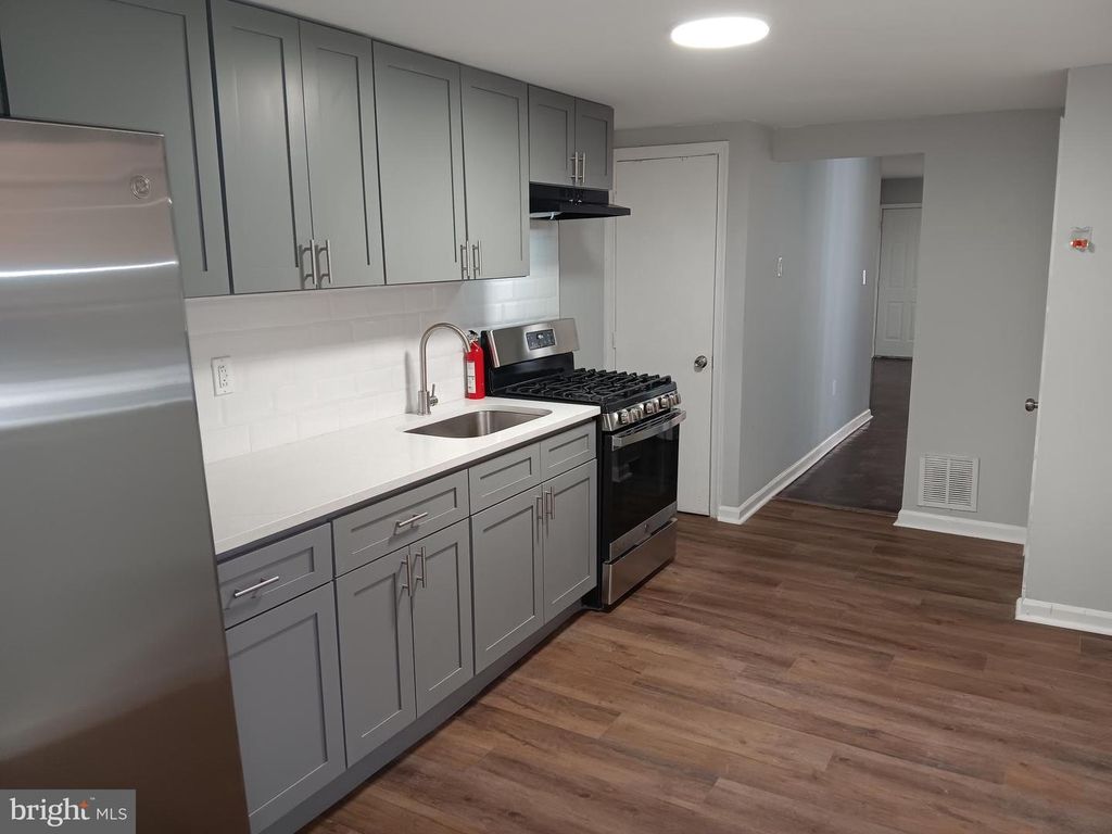 1020 POTTER ST, Chester, PA 19013