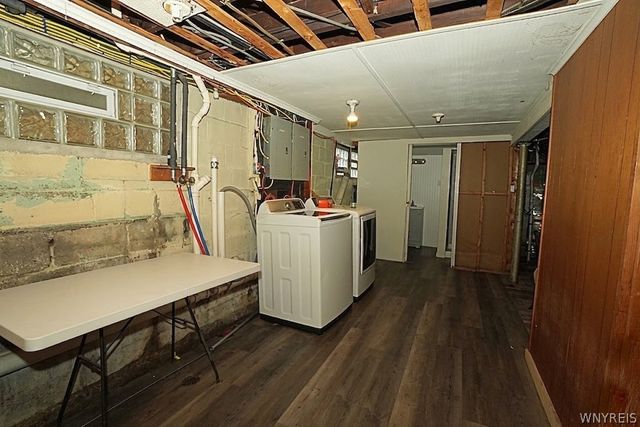 138 East Hazeltine Avenue, Tonawanda, NY 14217