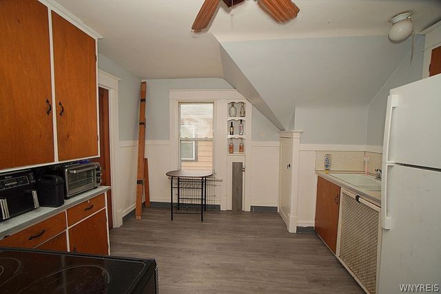 138 East Hazeltine Avenue, Tonawanda, NY 14217