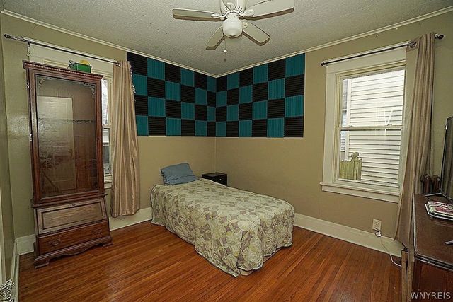 138 East Hazeltine Avenue, Tonawanda, NY 14217