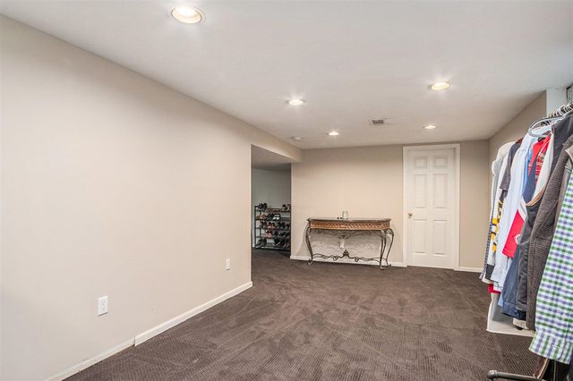 1753 Breton Road, Grand Rapids, MI 49506