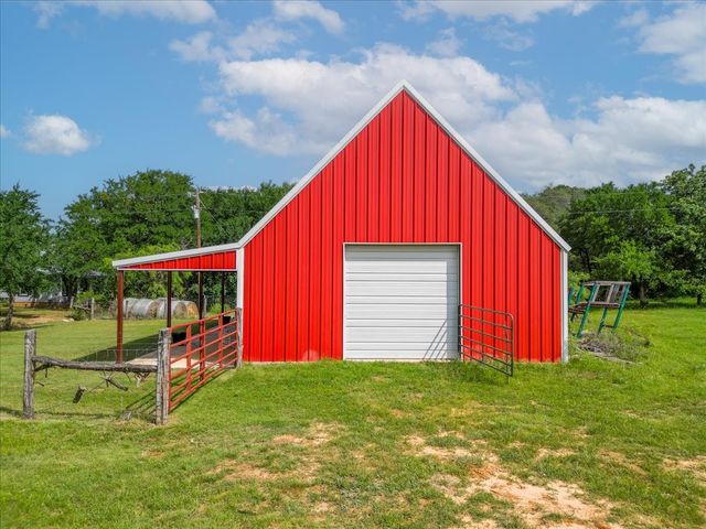 3909 Paluxy Highway, Granbury, TX 76048