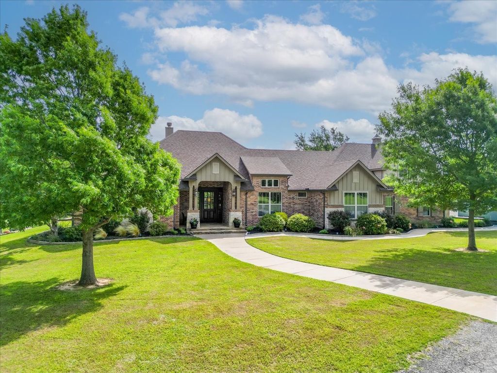 3909 Paluxy Highway, Granbury, TX 76048