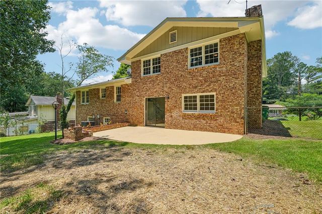 965 Dunstan Lane, Stone Mountain, GA 30083