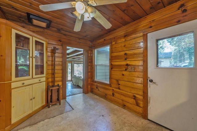 6929 Split Bend Rd, Pollock Pines, CA 95726