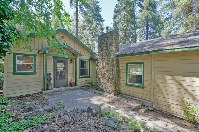 6929 Split Bend Rd, Pollock Pines, CA 95726