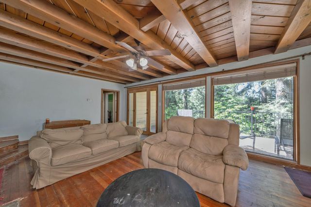 6929 Split Bend Rd, Pollock Pines, CA 95726