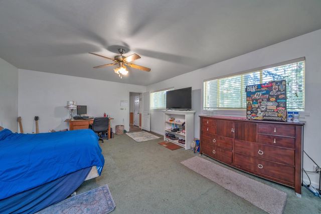6929 Split Bend Rd, Pollock Pines, CA 95726