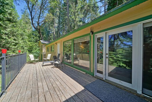6929 Split Bend Rd, Pollock Pines, CA 95726