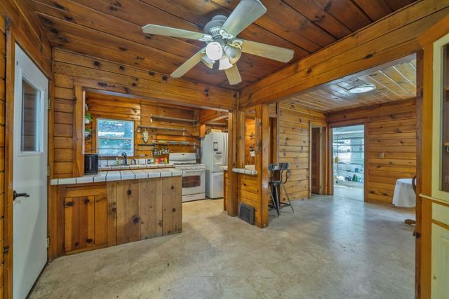 6929 Split Bend Rd, Pollock Pines, CA 95726