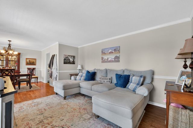 1886 Wellsbrook Dr, Fayetteville, TN 37334