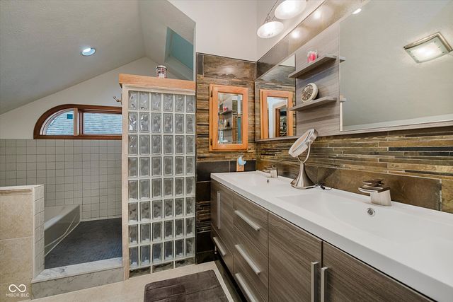 18 Point Lane, Arcadia, IN 46030