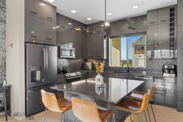 1952 Little Cottage Lane, Bozeman, MT 59715