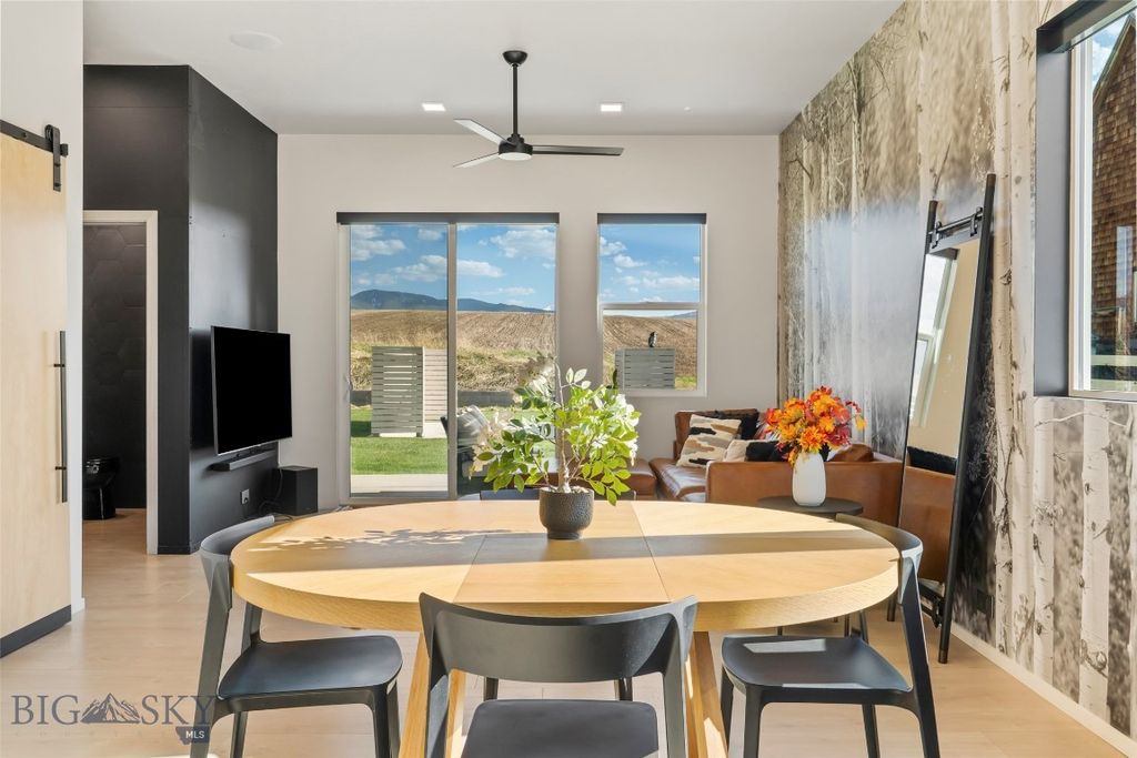 1952 Little Cottage Lane, Bozeman, MT 59715