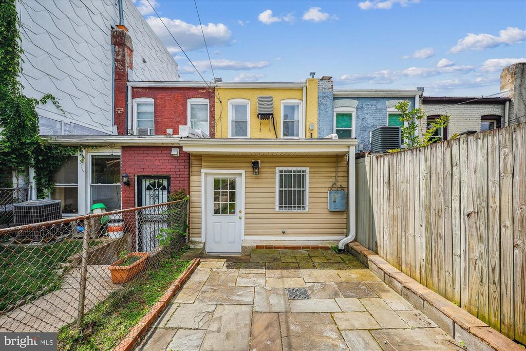 825 EUCLID ST NW, Washington, DC 20001